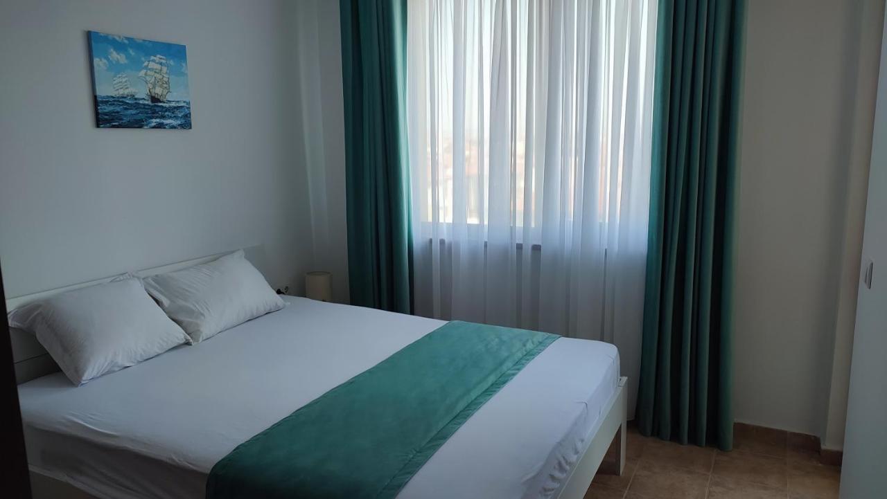 Cozy Apartment With Sea View And Free Parking Pomorie Exteriör bild