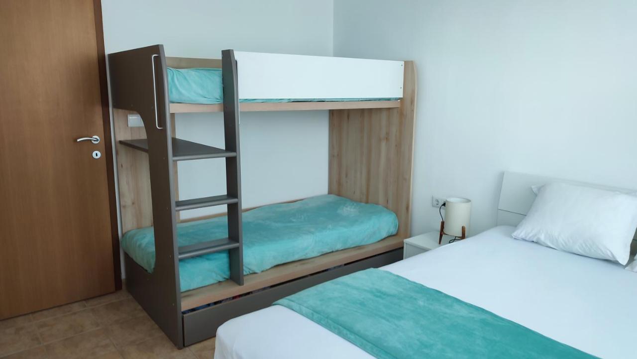 Cozy Apartment With Sea View And Free Parking Pomorie Exteriör bild