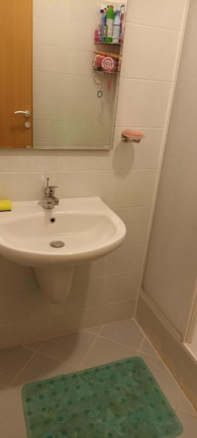Cozy Apartment With Sea View And Free Parking Pomorie Exteriör bild